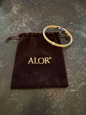 ALOR Simple Stack Cable Bracelet in Gold Tone with Center Diamond Accent